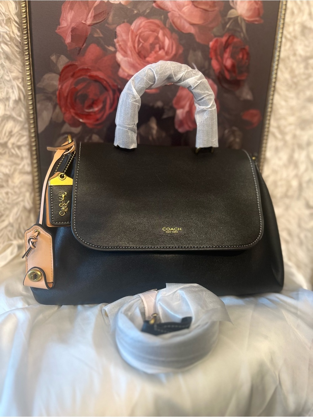 🖤Luxury Fashion Black Leather Satchel with Tan Accent and Gold Hardware🖤